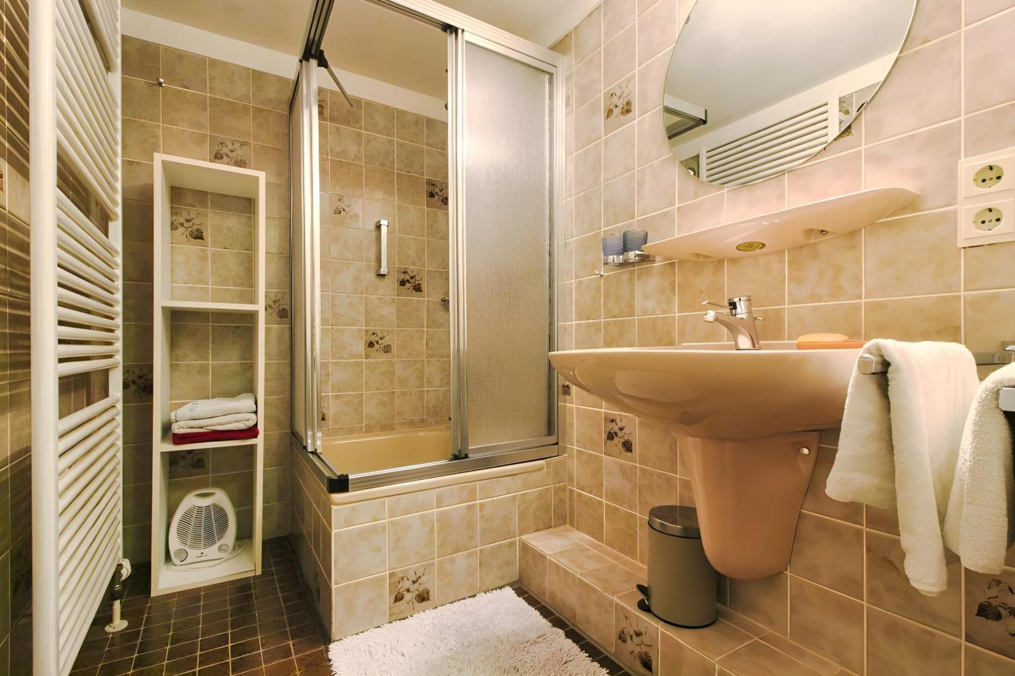 Room In Guest Room - Double Room Apple Blossom Schuttertal Esterno foto